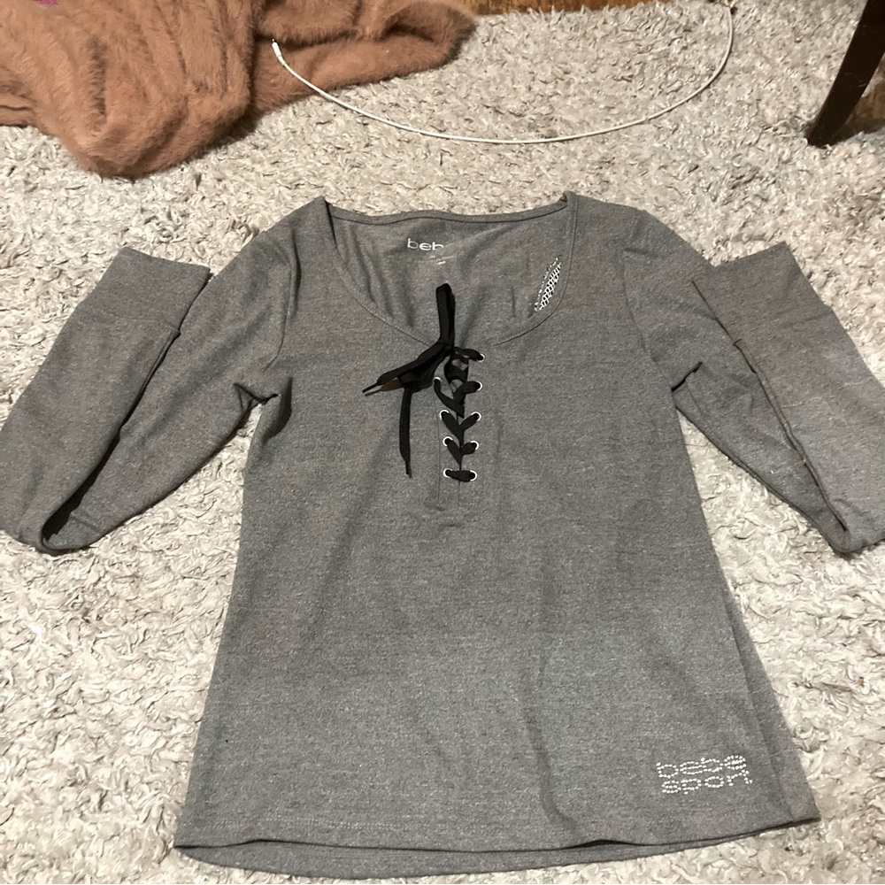 Bebe sport Top - style w/ grey joggers